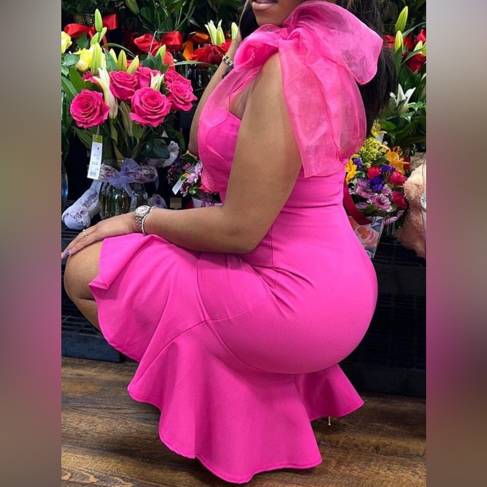 PINK MERMAID BODYCON DRESS
